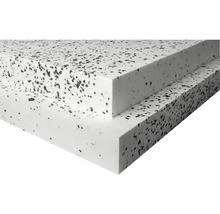 Twee witte isolatieplaten van polystyreen met zwarte spikkels voor thermische isolatie.