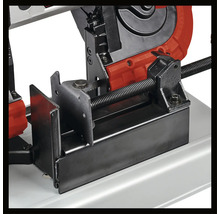 Snelspaninrichting van een metaalbandzaag voor het vastzetten van werkstukken.