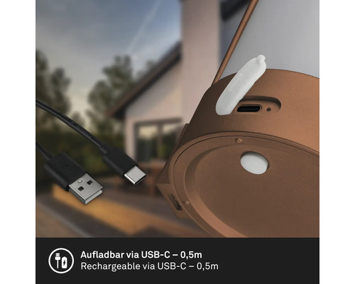 Detailweergave van een lamp met USB-C-oplaadpoort en een 0,5 meter lange oplaadkabel.