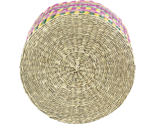 Ronde gevlochten mand van zeegras met gekleurde rand en spiraalvormig patroon.