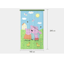 Kindergordijn met Peppa Pig motief, breedte 140 centimeter, hoogte 245 centimeter.
