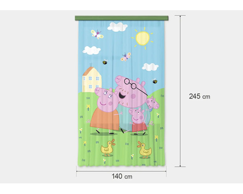 Kindergordijn met Peppa Pig motief, breedte 140 centimeter, hoogte 245 centimeter.
