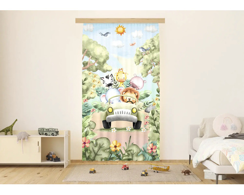 Paneelgordijn voor de kinderkamer met safaridieren in een auto voor een bosdecor, illustratie met leeuw, giraf en zebra.
