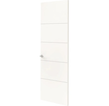Witte binnendeur met horizontale groeven en zilverkleurige deurkruk.