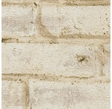 Vliesbehang in steenoptiek met baksteenpatroon en voelbare structuur.