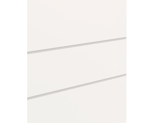 Wit wandpaneel met horizontale groeven.