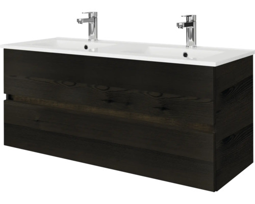 Dubbele wastafel met onderkast in donker houtlook en twee verchroomde kranen.