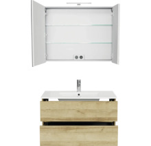 Badkamermeubelset bestaande uit een open LED-spiegelkast met glazen planken en een onderkast in houtlook met witte wastafel en kraan.