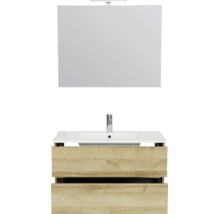 Badmeubelset met wastafelonderkast in eikenlook met twee lades, witte wastafel, kraan en spiegel met LED-verlichting.
