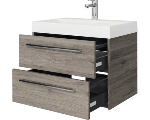 Wastafelmeubel met twee laden in houtlook, inclusief witte wastafel en verchroomde kraan.