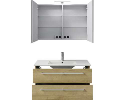 Badkamermeubelset met open spiegelkast inclusief verlichting en stopcontacten en wastafel met kraan en onderkast in houtlook.