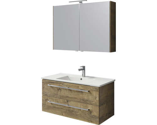 Badkamermeubelset met spiegelkast inclusief verlichting en wastafelonderkast in eikenlook met witte wastafel en kraan.