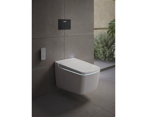 Moderne badkamer met wit douche-WC, bedieningspaneel met VitrA Logo en afstandsbediening. Minimalistisch ontwerp met tegels in steenlook.