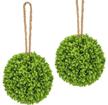 Kunststof buxusbollen om op te hangen met juten touw, groen