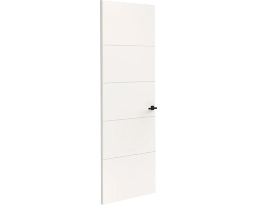 Witte binnendeur met horizontale groeven en zwarte deurkruk.
