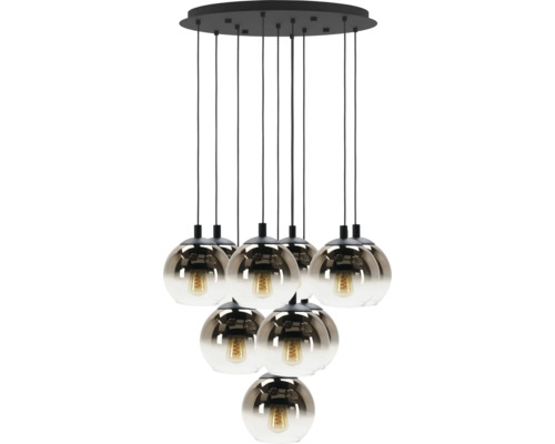 Meervoudige hanglamp met ronde glazen bollen en zichtbare filament lichtbronnen.