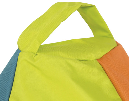 Detailopname van een groen handvat aan een zitzak van duurzaam textielweefsel.
