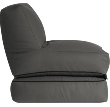 Grijze zitzak in de vorm van een fauteuil met rugleuning en zwarte bies.