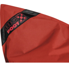Detailweergave van een Big Foot zitzak van Sitting Point met stofstructuur en Sitting Point Logo.