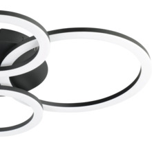 Moderne LED-plafondlamp met in elkaar grijpende ringvormige elementen in het zwart.