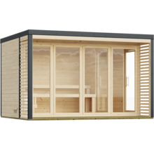 Moderne houten tuinsauna met grote glazen pui en plat dak voor buitengebruik.