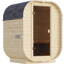 Houten ton sauna met glazen deur en bitumen dakshingles voor in de tuin.