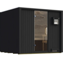 Moderne tuinsauna met verticale houten bekleding, volledig glazen deur en geïntegreerd bedieningspaneel op de buitenmuur.