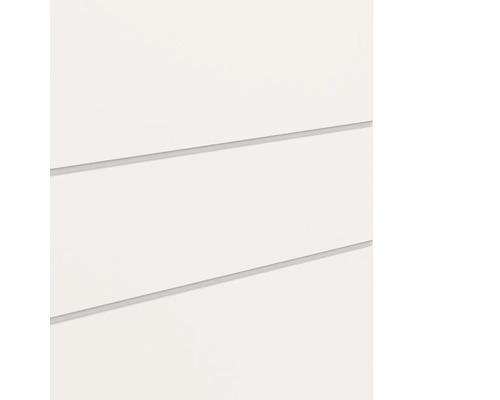 Detailweergave van een wit oppervlak met horizontale groeven.