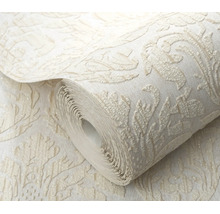 Een behangrol met een barok ornamentpatroon, fijne textuur en glittereffect voor een elegante wandafwerking.
