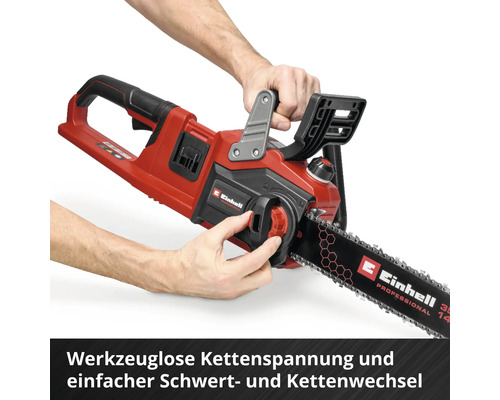 Einhell kettingzaag met gereedschapsloze kettingspanning en eenvoudige zwaard- en kettingwissel via een draaiknop.