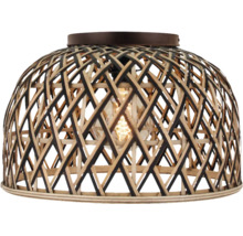 Ronde plafondlamp van gevlochten rotan met een rasterpatroon en geïntegreerde lichtbron.