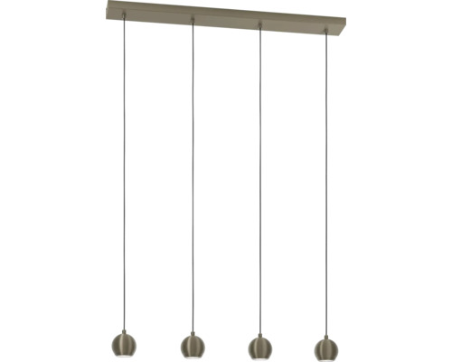 Moderne hanglamp met vier lichtpunten, een lange plafondbalk en bolvormige kappen voor gelijkmatige verlichting.