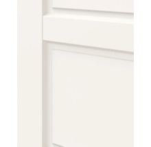 Detailopname van een witte binnendeur met cassetteprofiel