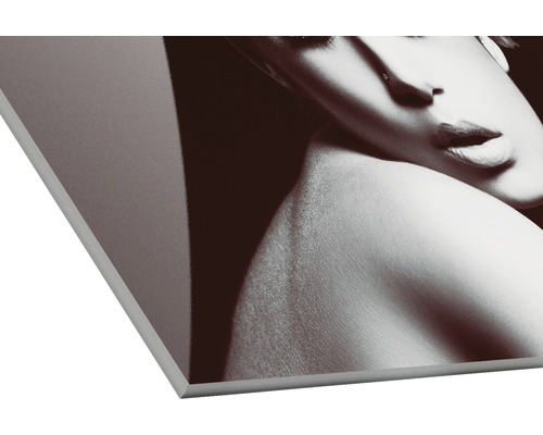 Decoratieve wanddecoratie met een vrouwengezicht