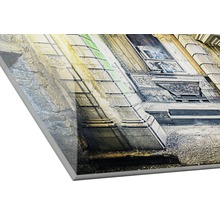 Close-up van een bedrukte plaat met een gebouw