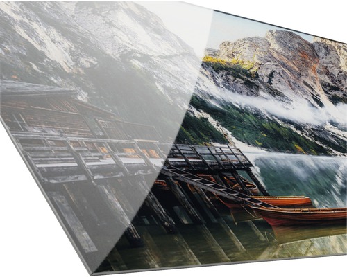 Acrylglasfoto met bergmeer, boten en berglandschap