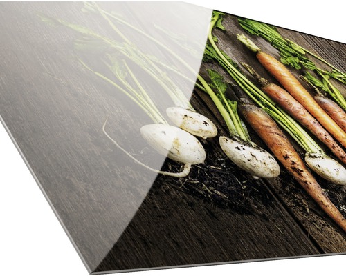 Acrylglasafbeelding met wortelen op houten tafel