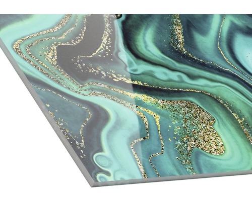 Decoratieve plaat met marmerpatroon in groen- en grijstinten met gouden accenten