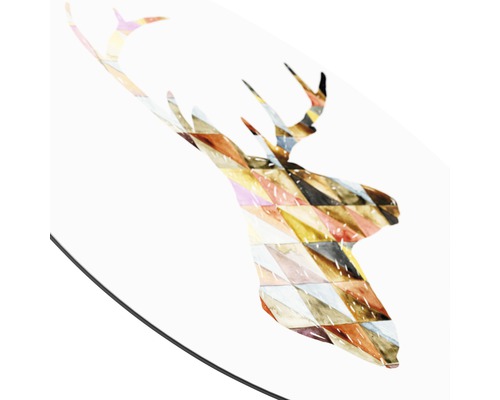 Hertenkop met geometrisch patroon