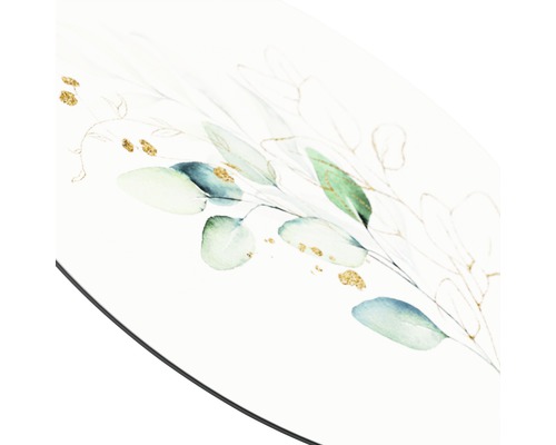 Detailopname van een decor met een bloemmotief van een eucalyptus tak