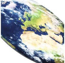 Globemodel met de weergave van Europa en Afrika