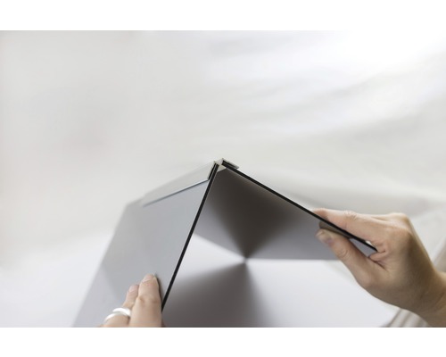 BREUER Hoekverbinding achterwand voor binnenhoeken Decodesign chroom 255 cm Twee panelen, verbonden met een verbinder