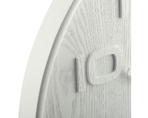 Detailopname van een houten wandklok