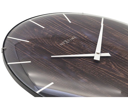 Nextime wandklok met houtlook en tijdweergave