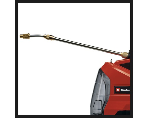 Einhell logo op een accu drukspuit met sproeilans