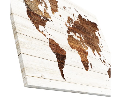 Wereldkaart op houten plank