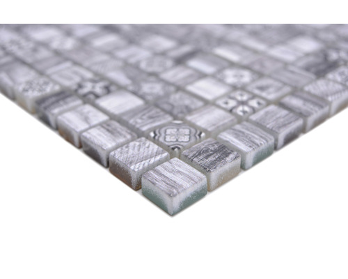 Mozaïektegel van glas en steen