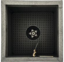 Vierkante plantenbak met irrigatie-inzetstuk en waterniveau-indicator van bovenaf