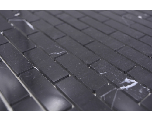 Mozaïektegels van natuursteen in dwarsformaat