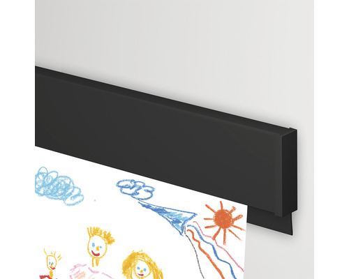 Wandmontagesysteem voor het presenteren van kindertekeningen